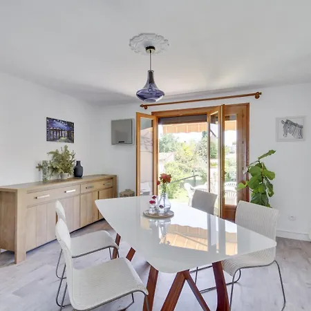 Hotel Spacious House With Garden Neuilly-sur-Marne