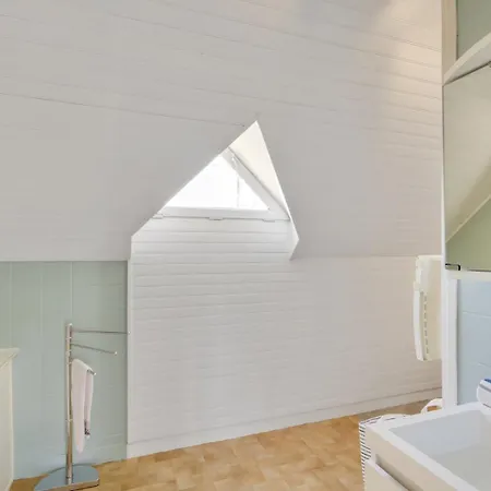 Hotel Spacious House With Garden *